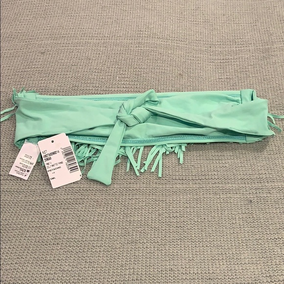 L*Space Dolly Bandeau bikini top - Picture 2 of 3